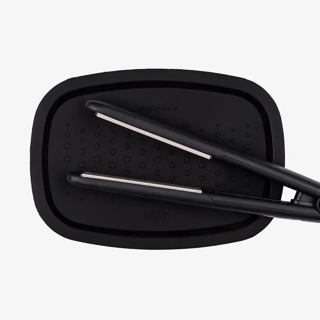 minky-styling-mat-silikon-hitzematte-23-7-x-17-cm image 1