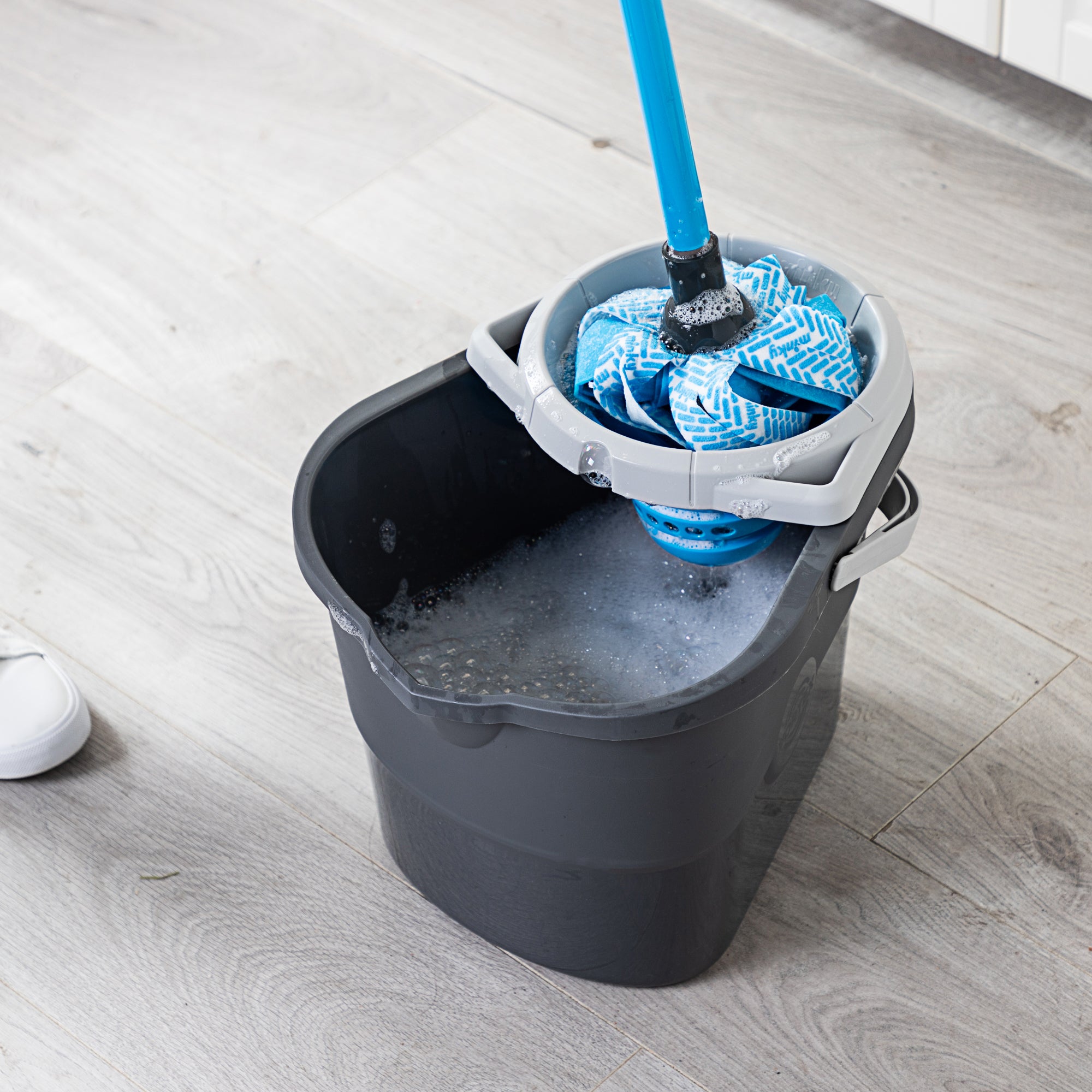 minky-power-clean-strip-mopp-mit-3-teiligem-stiel image 3