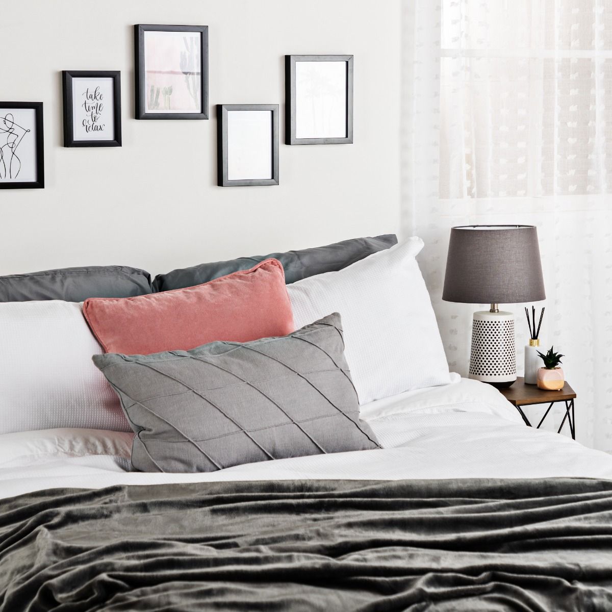 minky-super-soft-luxury-kuscheldecke-king image 6