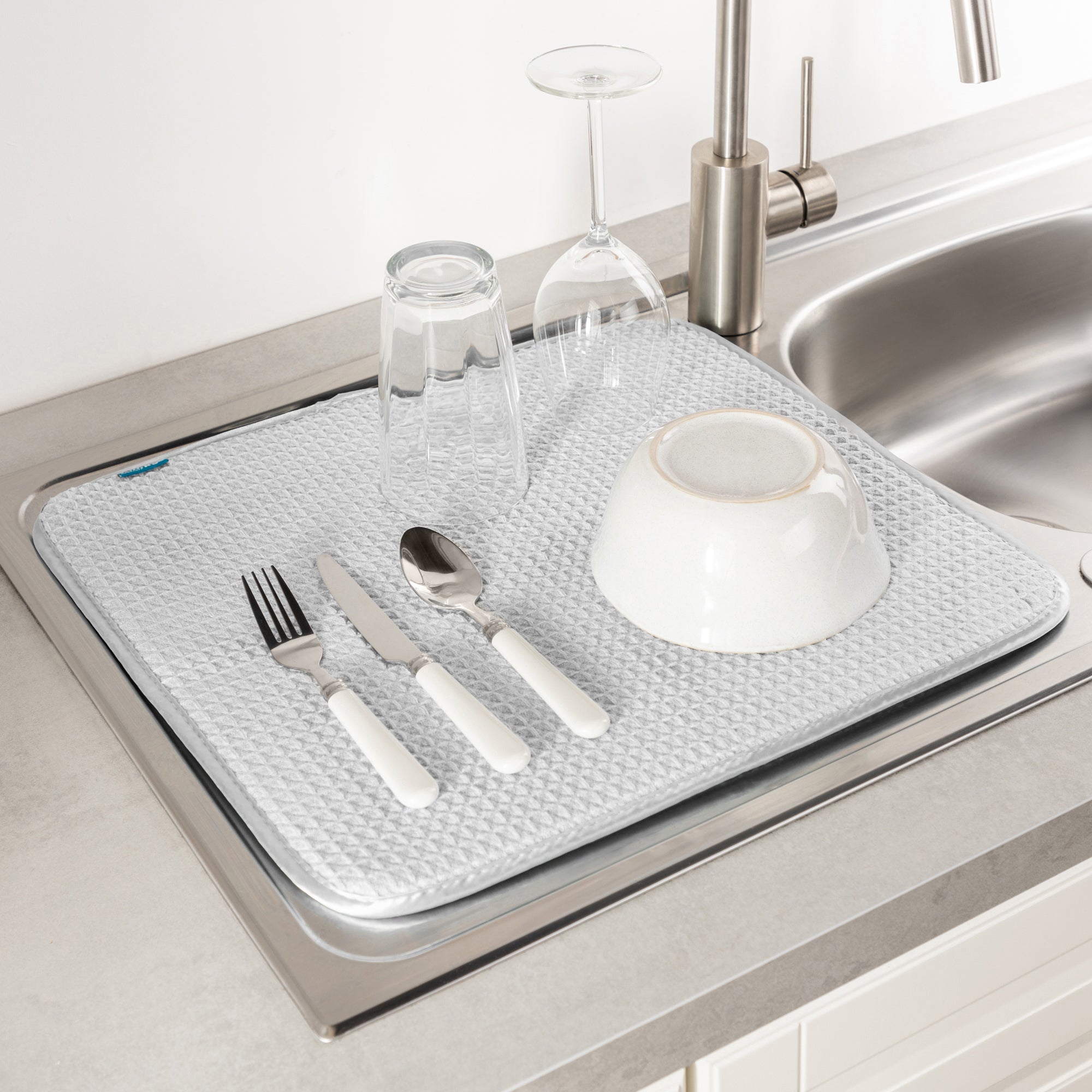 minky-anti-bacterial-trockenmatte-mikrofaser-abtropfmatte-41-x-46-cm image 2