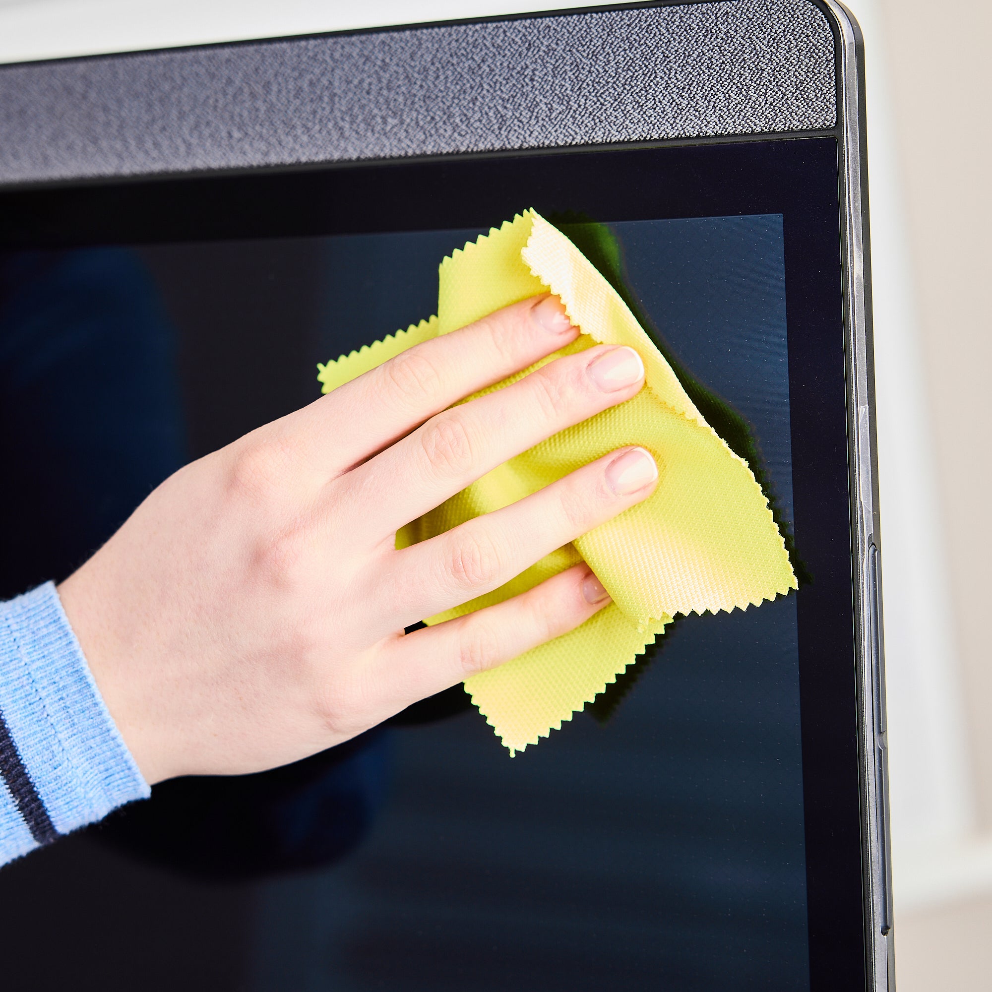 minky-mcloth-antibakterielles-bildschirm-und-tablet-tuch image 3