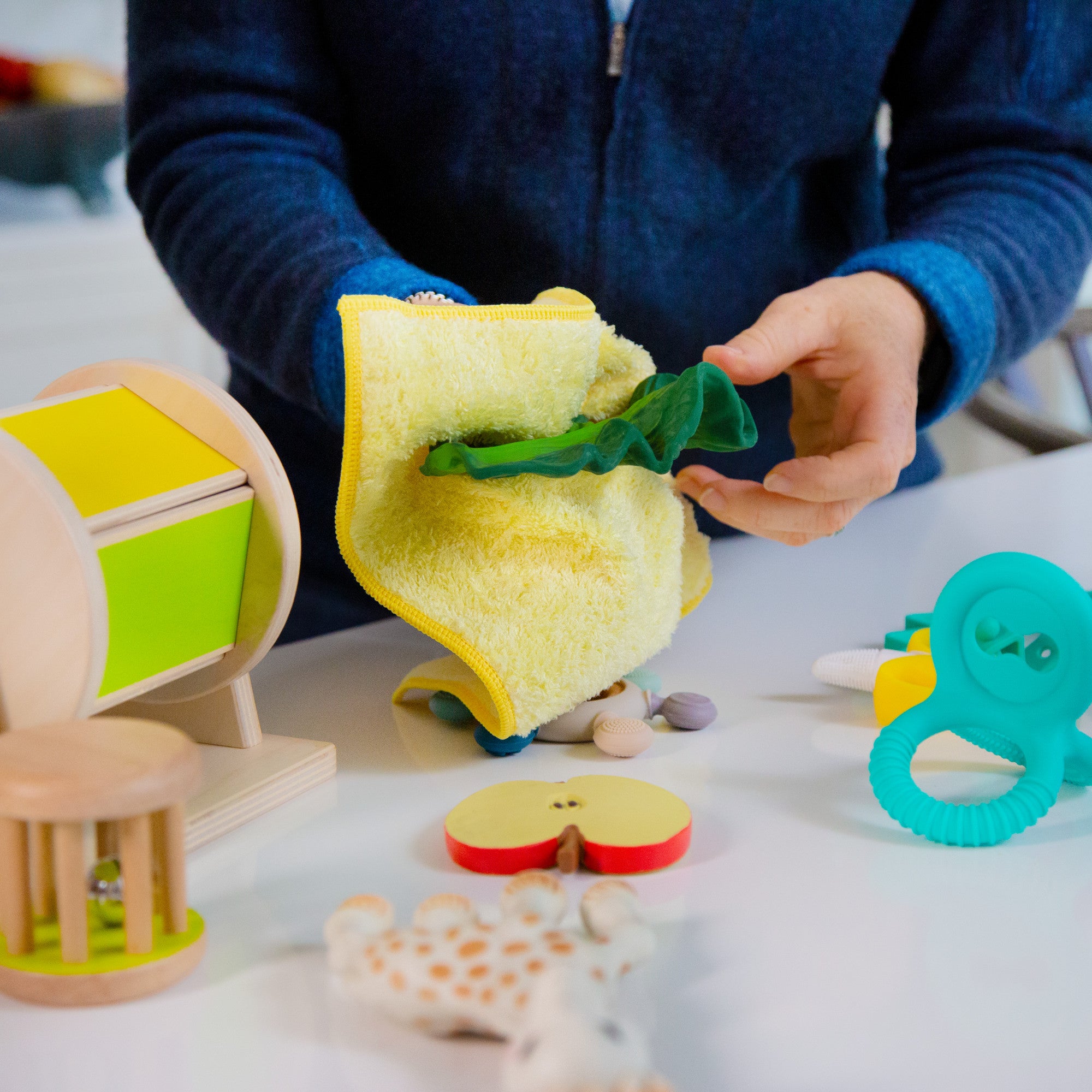 e-cloth-toy-nursery-cloth-kinderzimmer-tuch-zweiseitig-trocken-feucht image 4