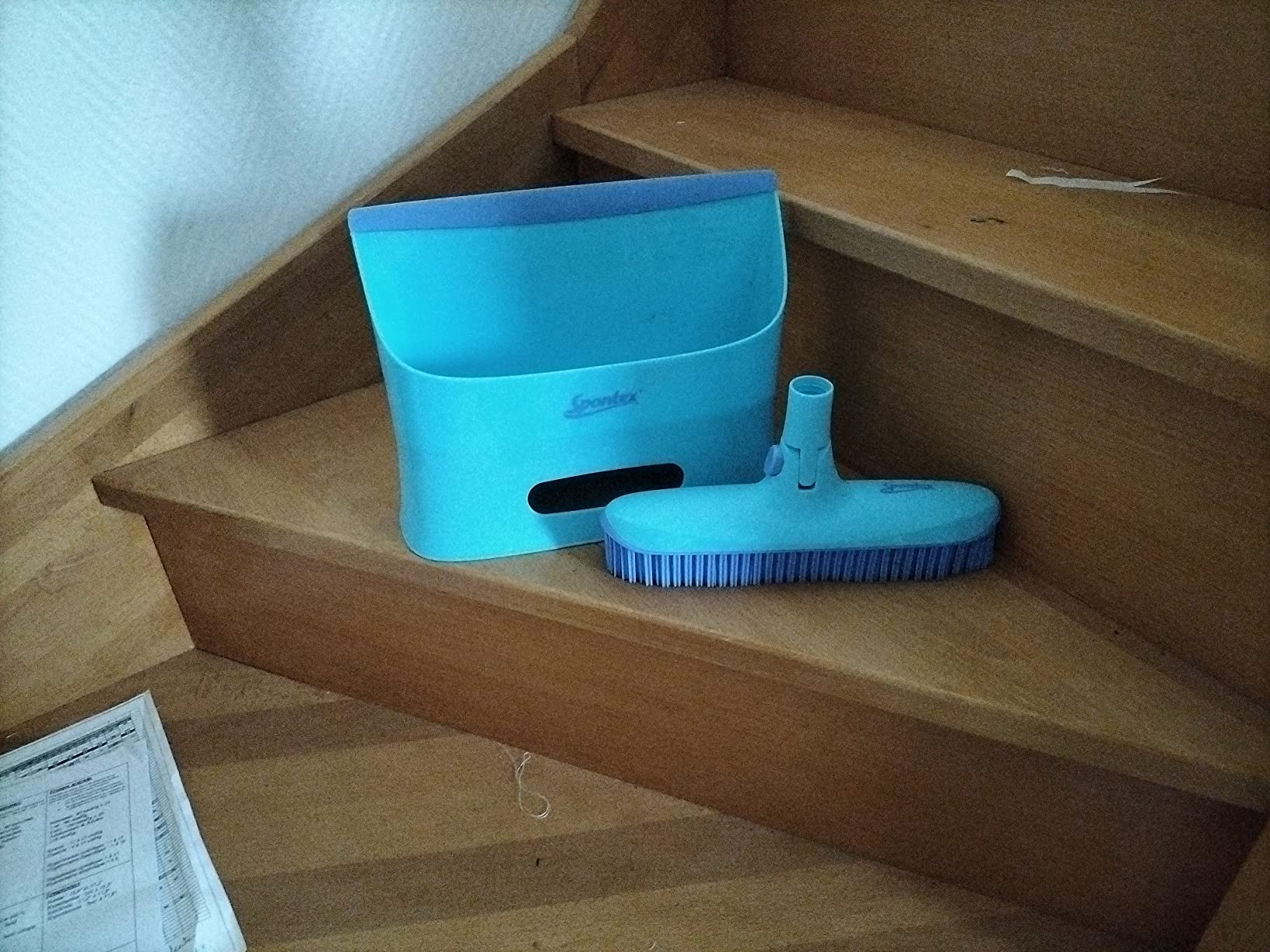 Nie mehr Krümel unterm Tisch